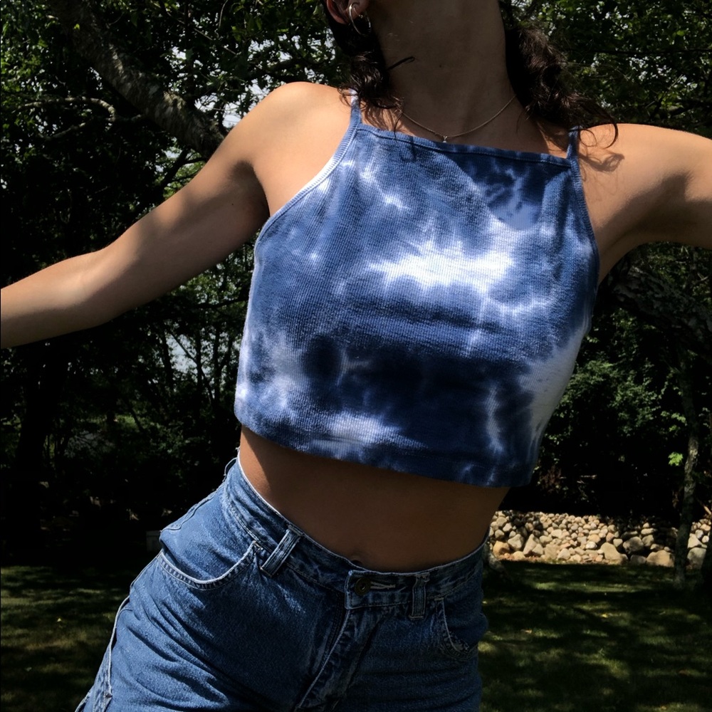 TIE DYE TANK 💙